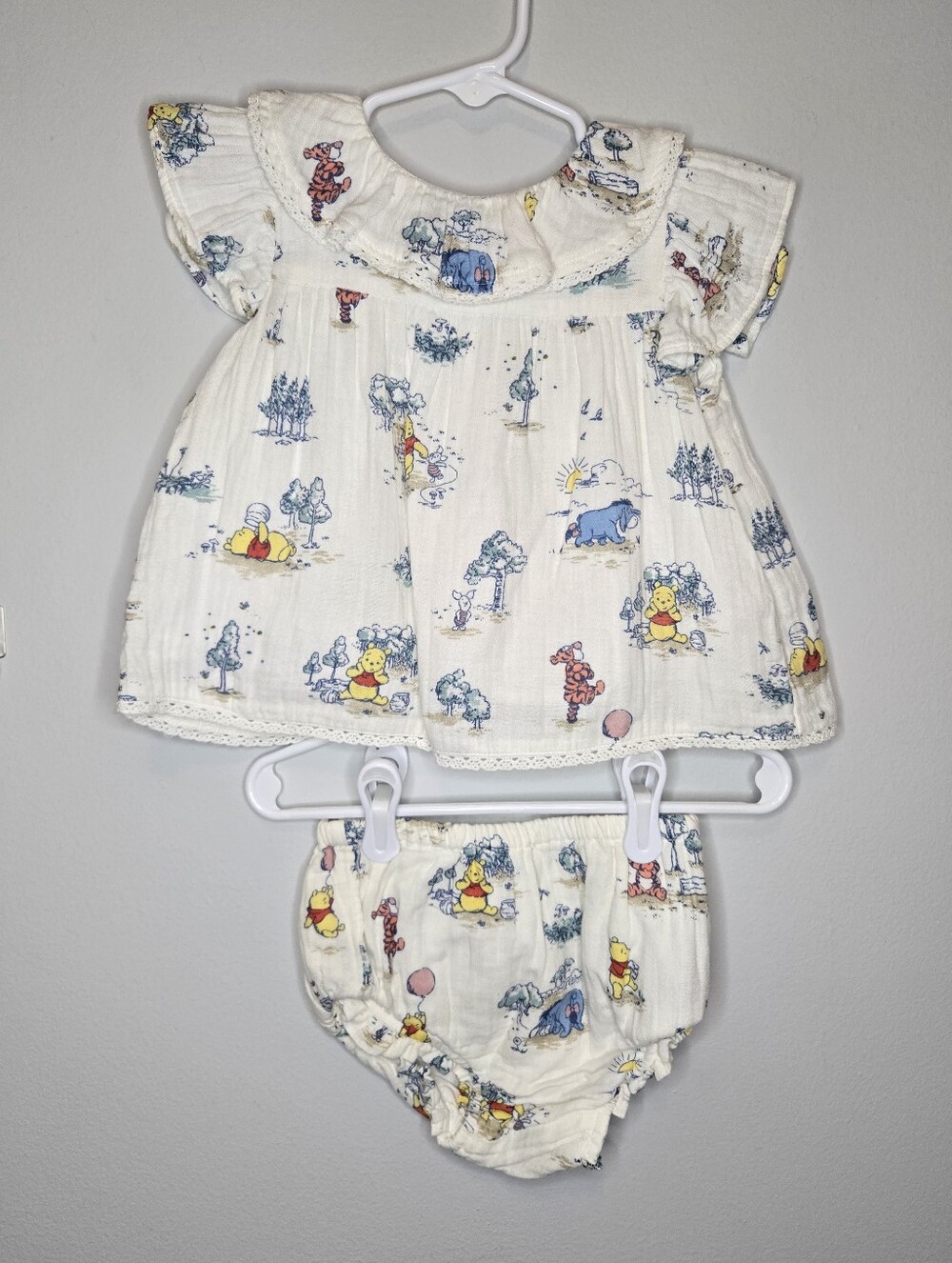 Baby Gap Disney Winnie the Pooh Cotton Gauze Outfit Set Size 18-24m